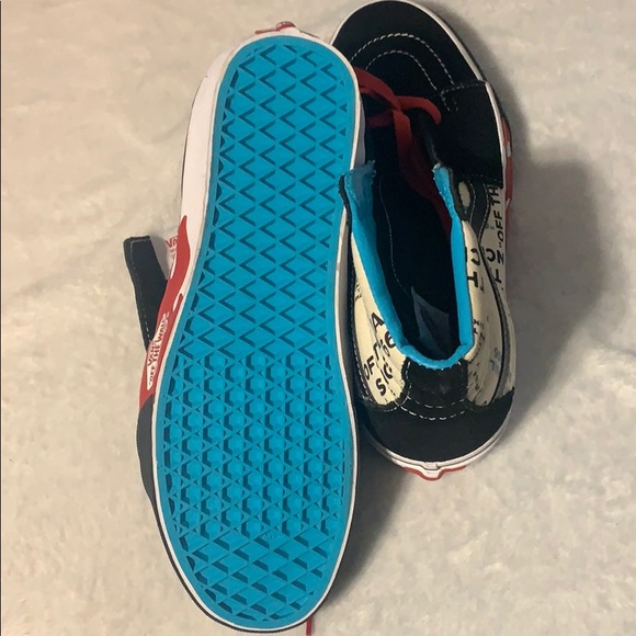 Van’s off the Wall - Picture 2 of 6